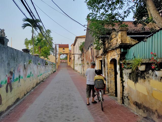 Dong Ngac Ancient Village hanoi